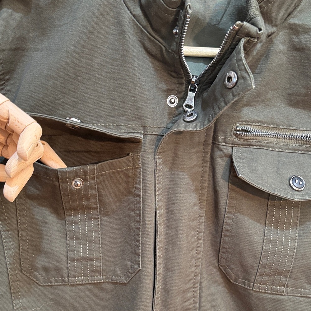 Men's Olive Green Jacket - Picture 5 of 17